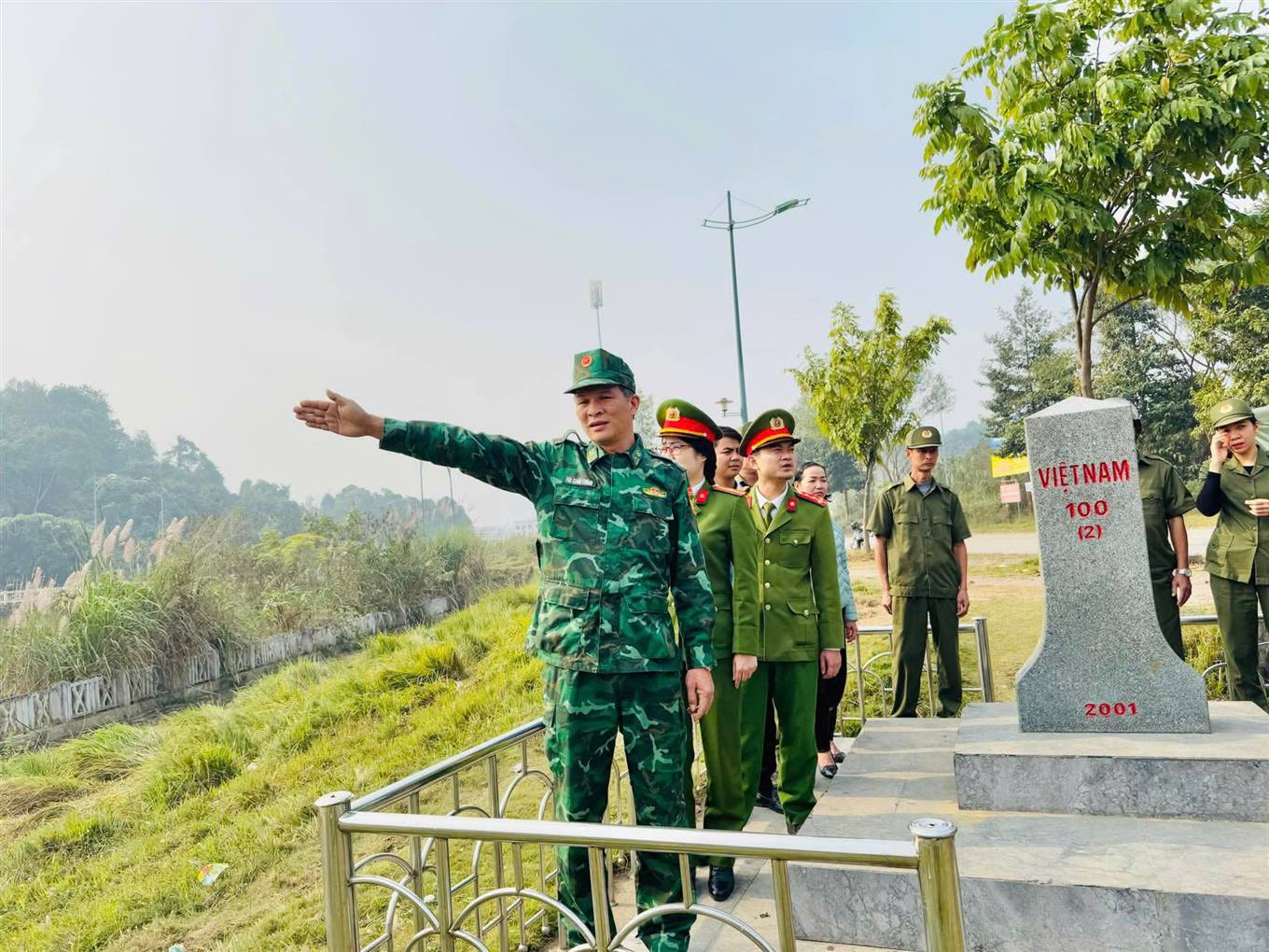 anh tin bai